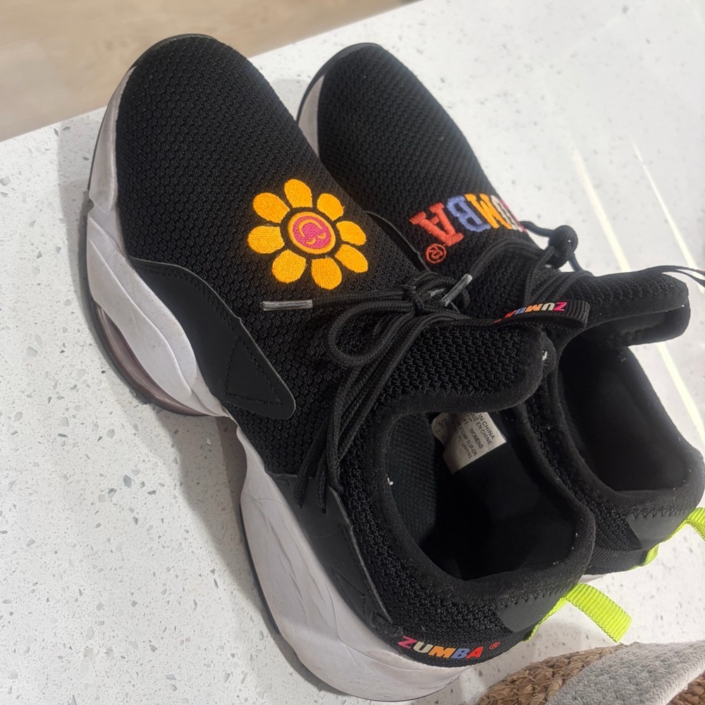 Zumba Fitness Black Slip-On Sneakers with Yellow Flower and Multicolor Logo - Picture 2 of 5